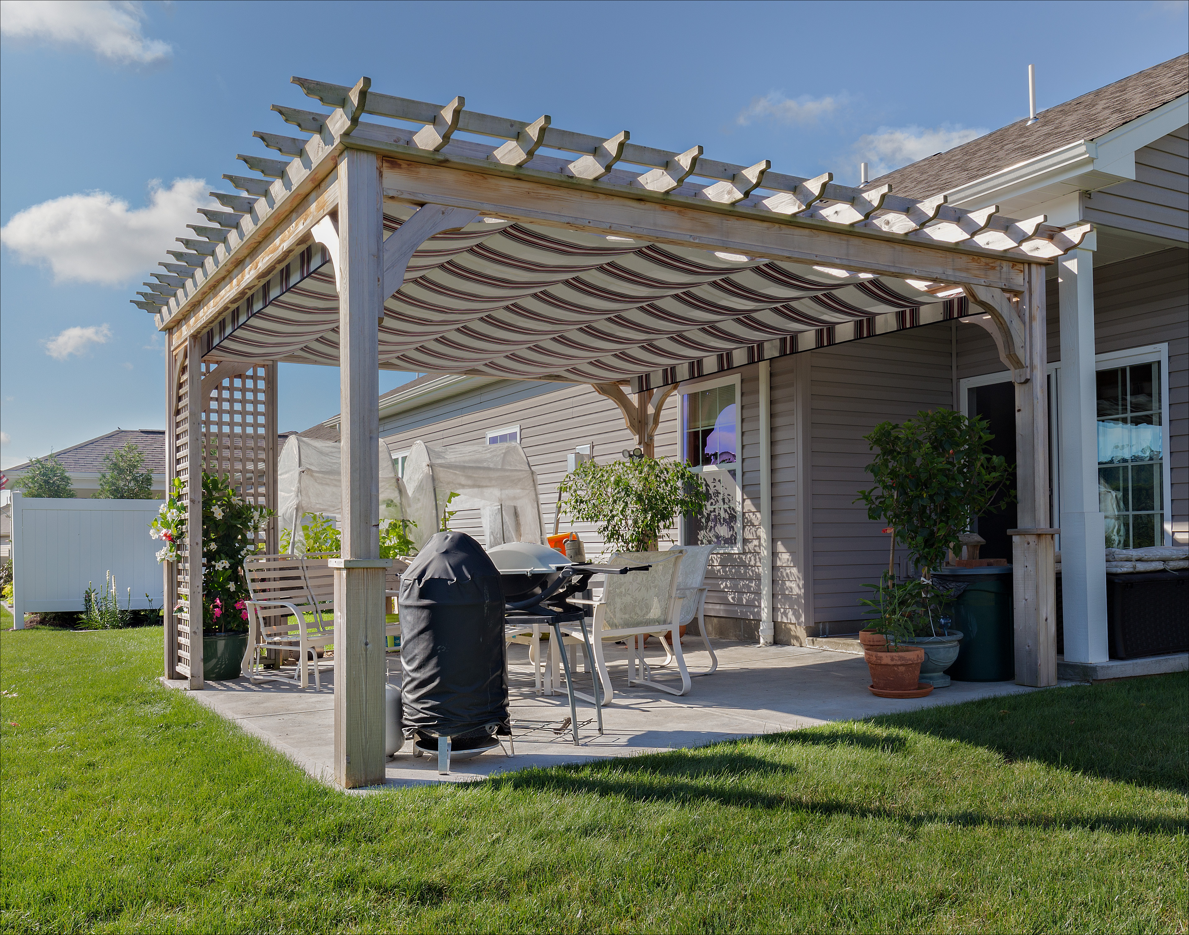 Pergola single post