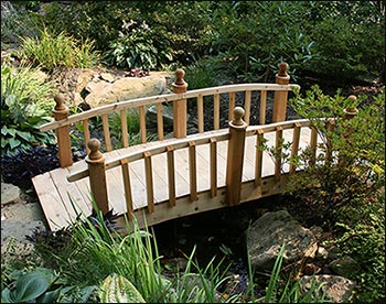 Red Cedar Limerick Picket Rail Bridge