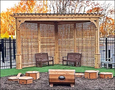 Red Cedar Triangle Corner Pergola