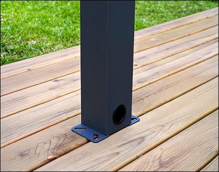 Aluminum Manual Free-Standing Louvered Pergola