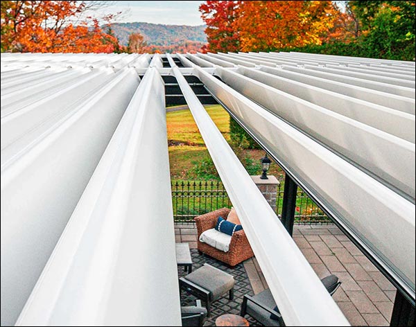 Aluminum Motorized Free-Standing Louvered Pergola